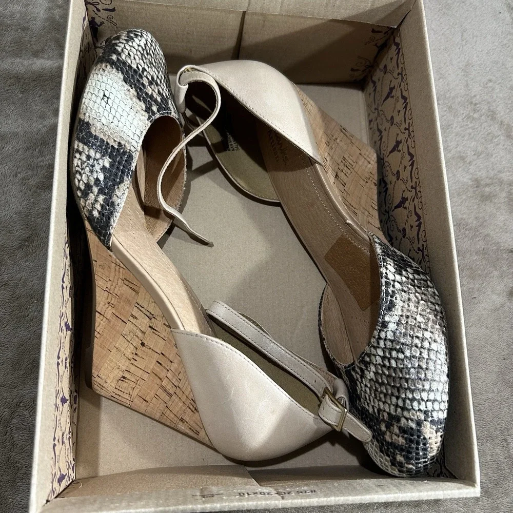 Clarks Women's Purity Hyline Natural Python Snake Cork Wedge Sandals Size 8.5